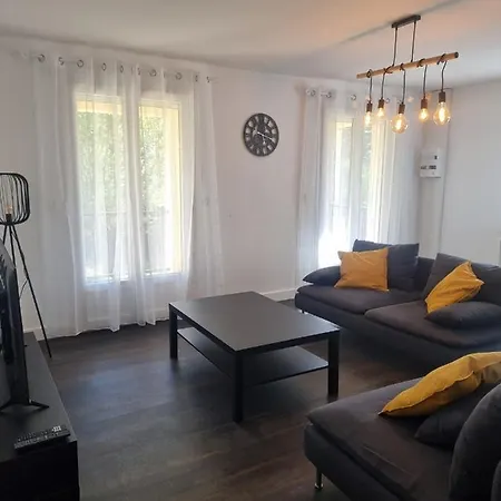 LE GRAND MÉAS superbe appartement au calme Pierrelatte Extérieur photo