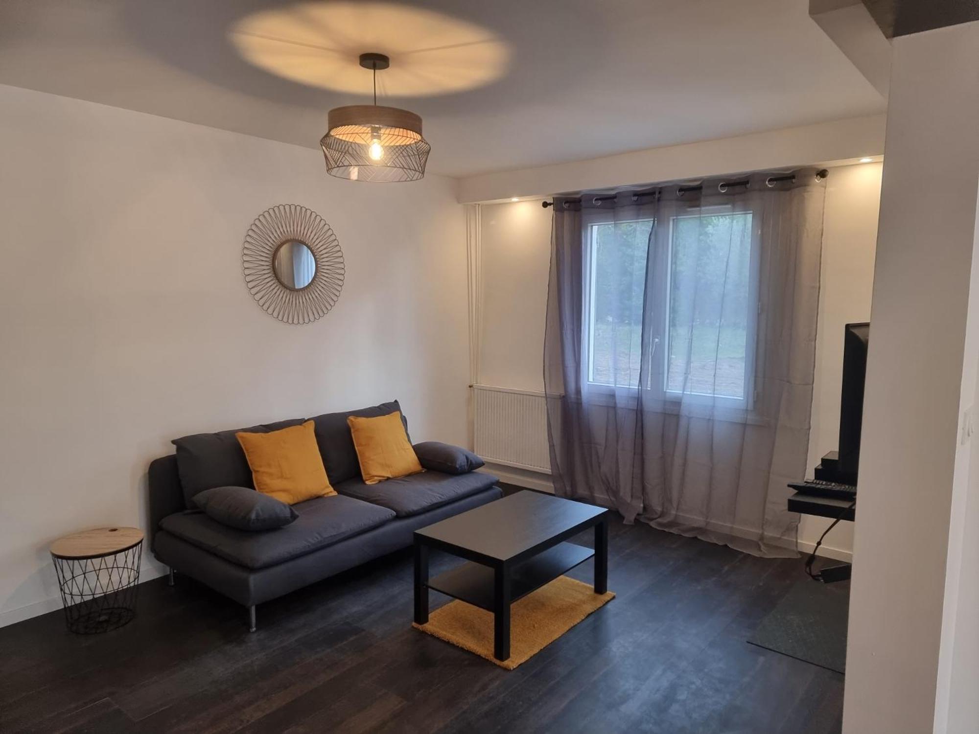 Apartment Le Grand Meas Superbe Au Calme Pierrelatte